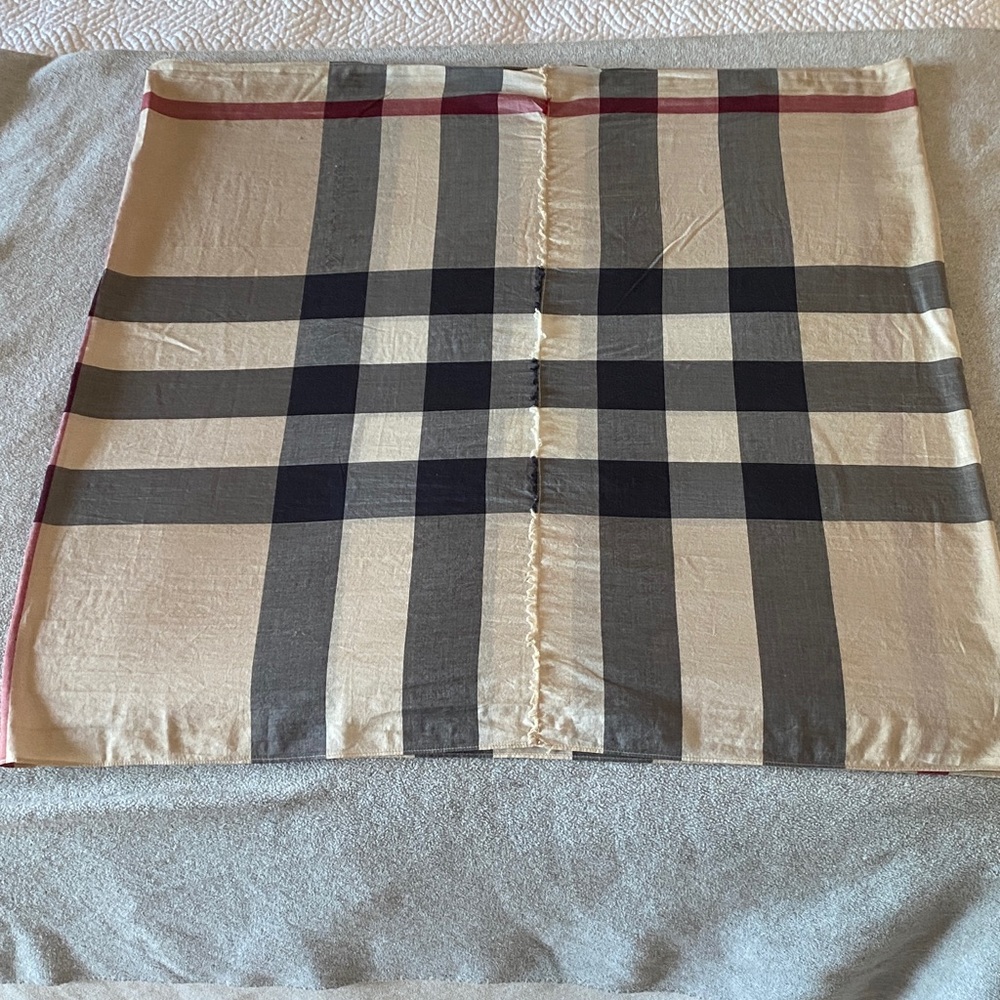 Plaid Beige and Black Scarf